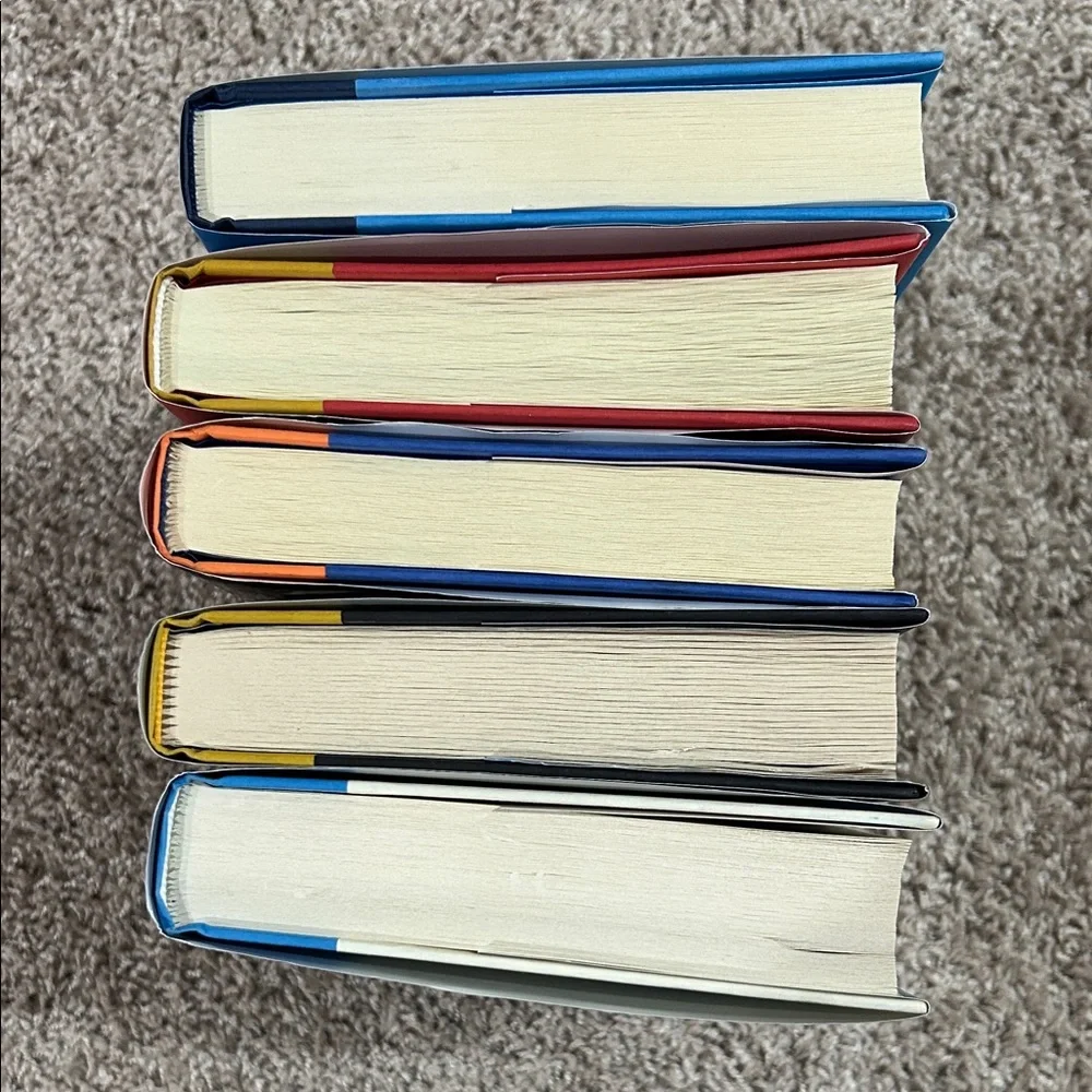 Set of 5 Hardcover Books - Picture 12 of 16